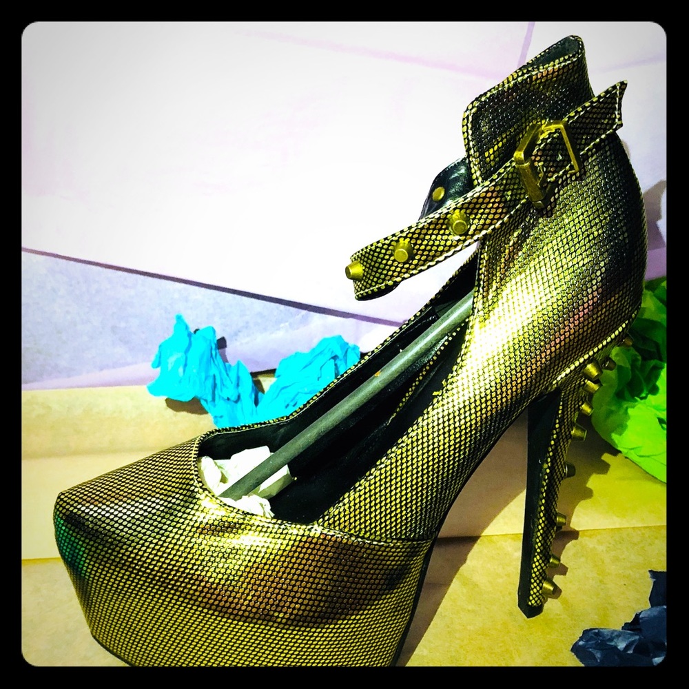 Shoes